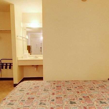 Americas Best Value Inn And Suites קרבונדייל מראה חיצוני תמונה