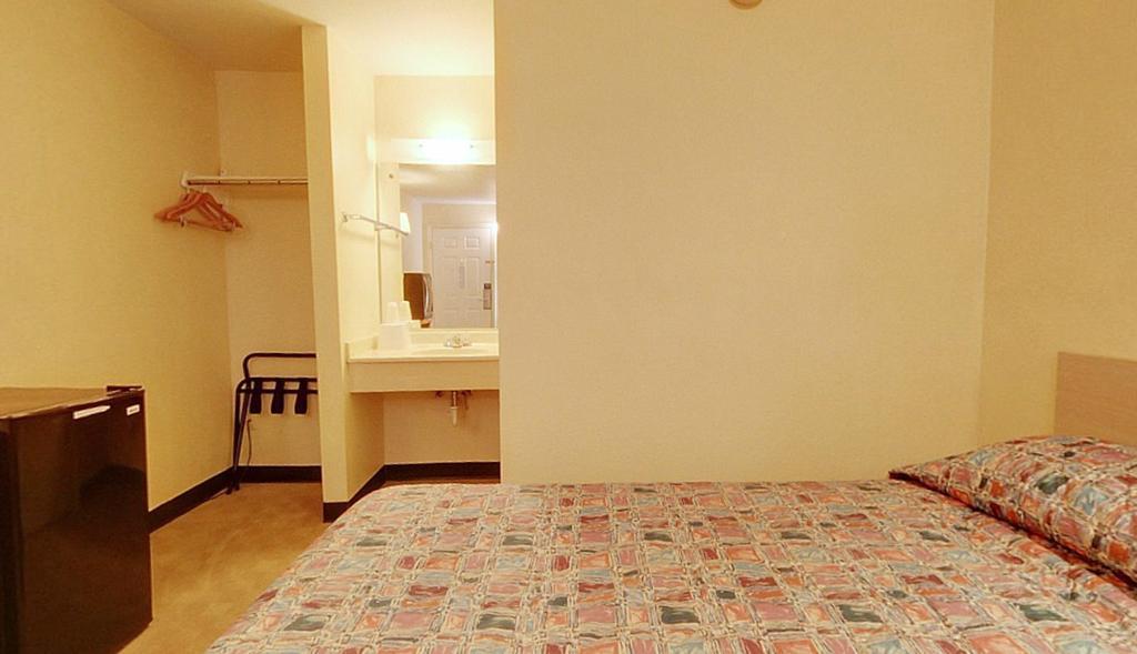 Americas Best Value Inn And Suites קרבונדייל מראה חיצוני תמונה