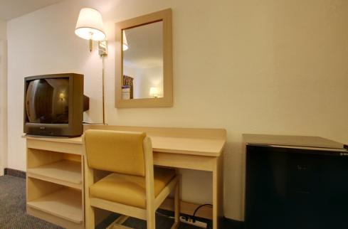 Americas Best Value Inn And Suites קרבונדייל חדר תמונה