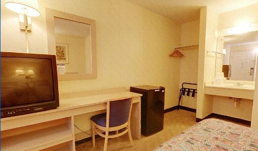 Americas Best Value Inn And Suites קרבונדייל חדר תמונה