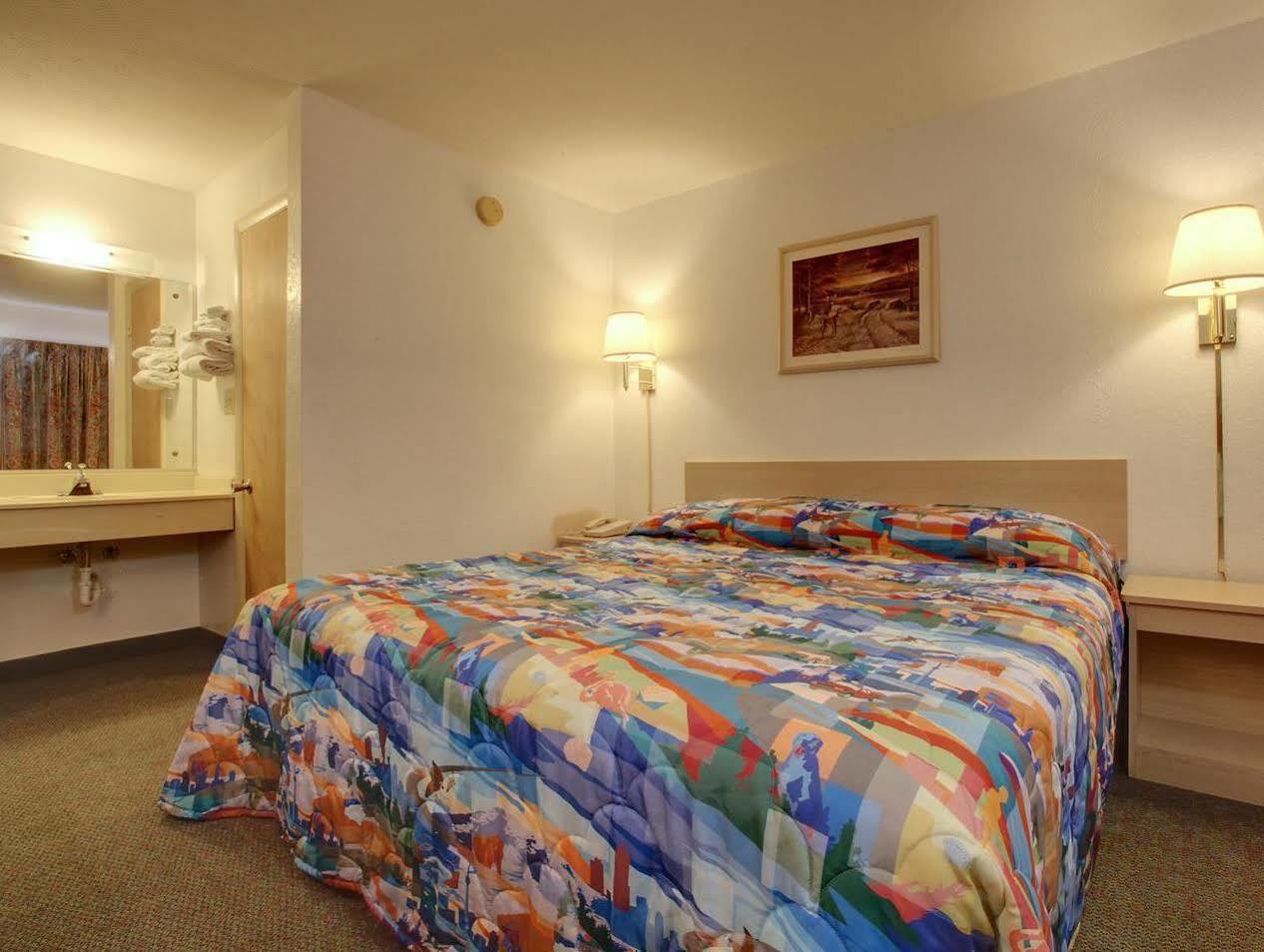 Americas Best Value Inn And Suites קרבונדייל מראה חיצוני תמונה